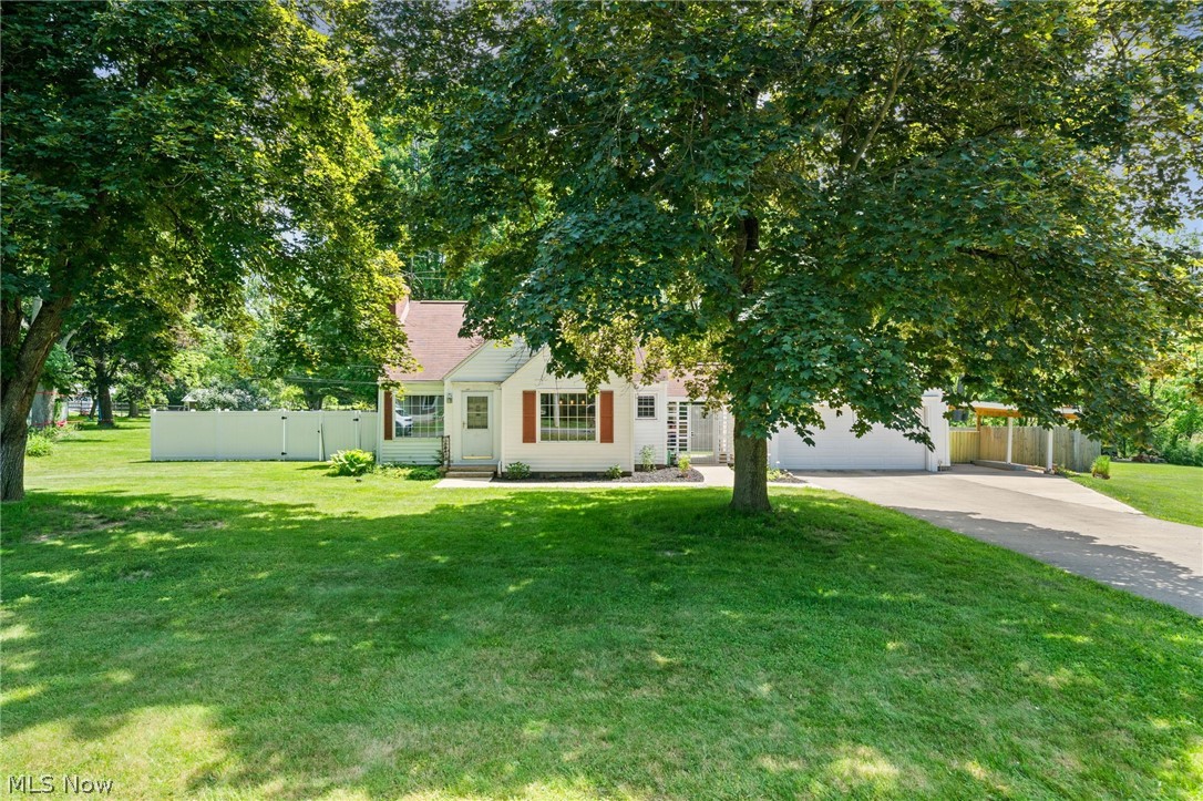1489 Earhart Avenue Akron OH 44320