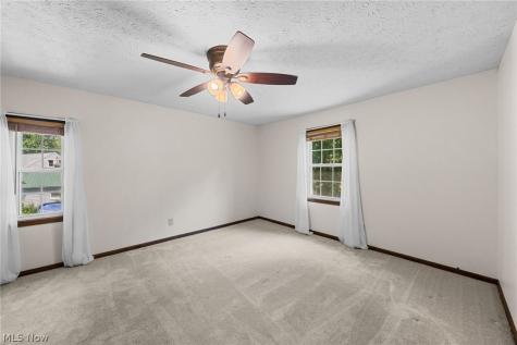 1489 Earhart Avenue Akron OH 44320
