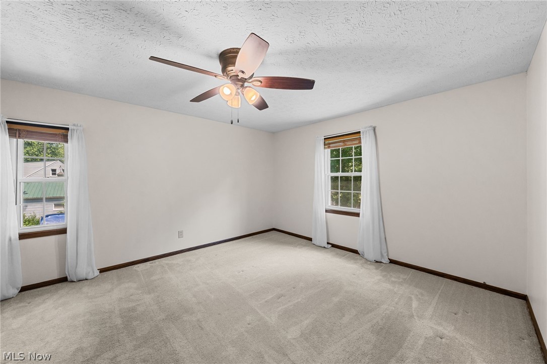 1489 Earhart Avenue Akron OH 44320