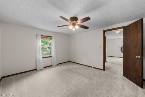 1489 Earhart Avenue Akron OH 44320