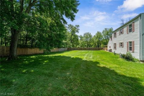 1489 Earhart Avenue Akron OH 44320