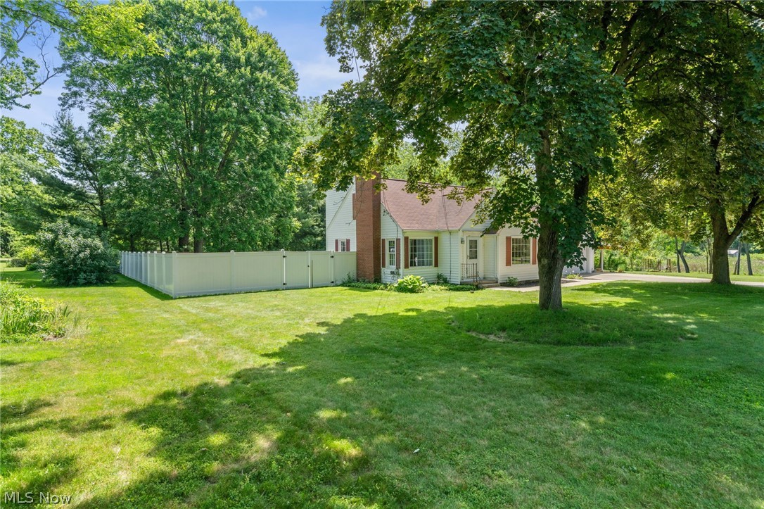 1489 Earhart Avenue Akron OH 44320