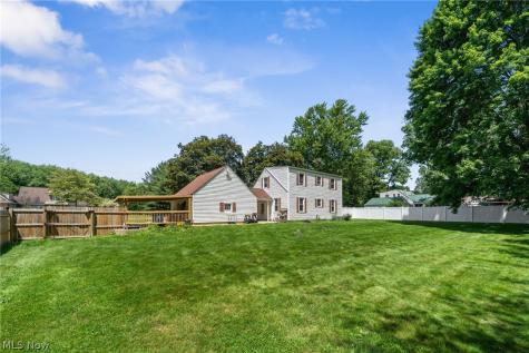 1489 Earhart Avenue Akron OH 44320