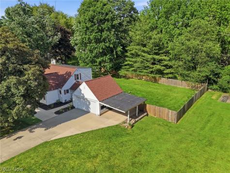 1489 Earhart Avenue Akron OH 44320