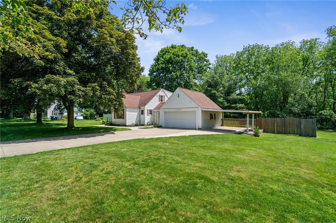 1489 Earhart Avenue Akron OH 44320