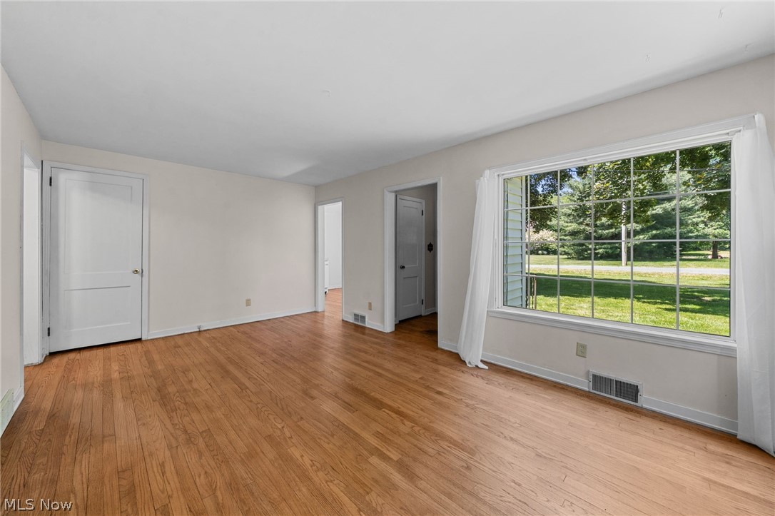 1489 Earhart Avenue Akron OH 44320