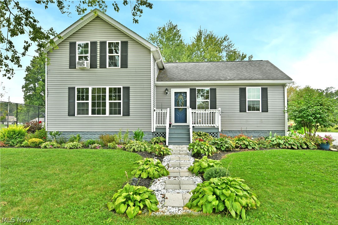 574 Braceville Robinson Road NW Newton Falls OH 44444