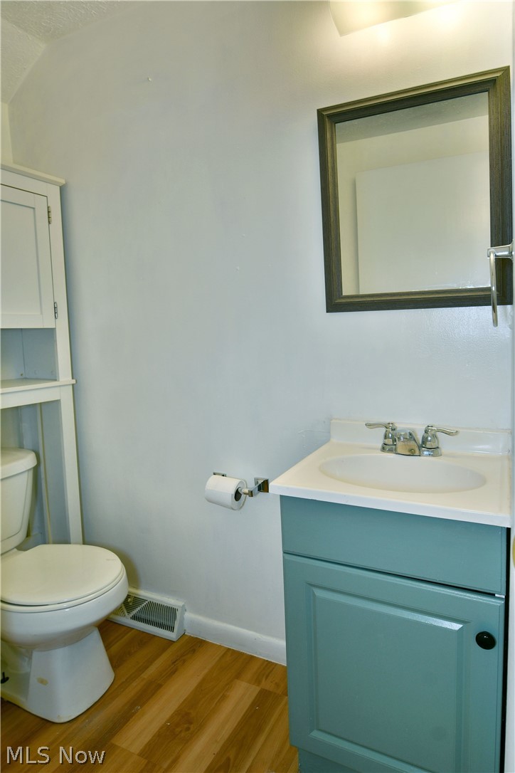 574 Braceville Robinson Road NW Newton Falls OH 44444
