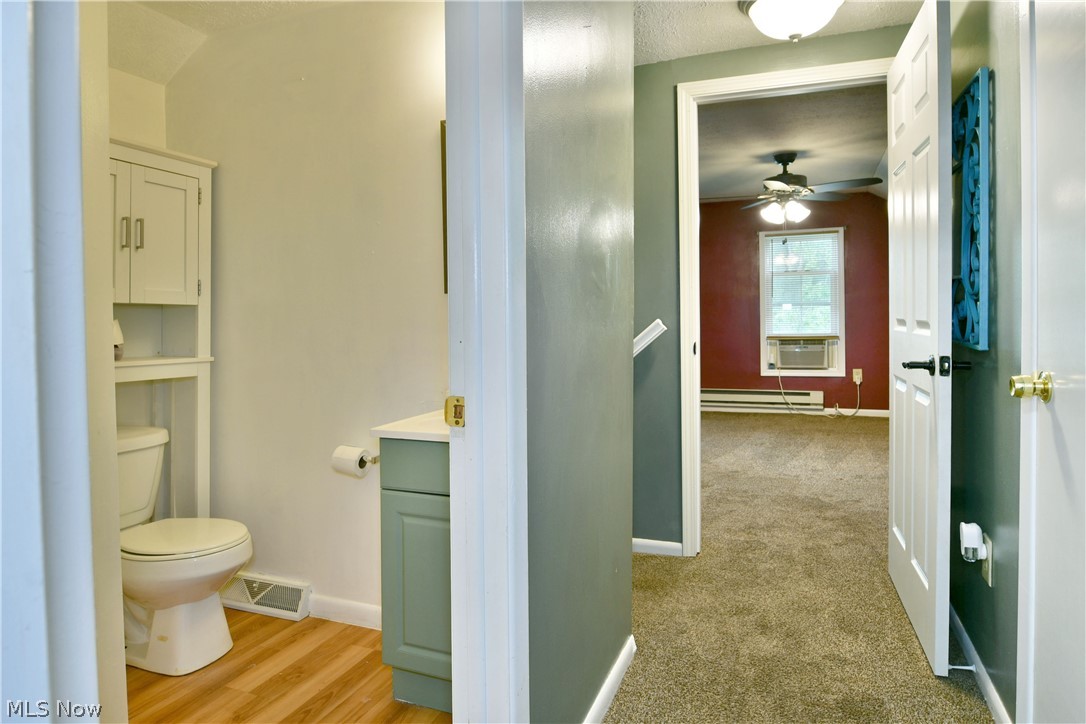 574 Braceville Robinson Road NW Newton Falls OH 44444