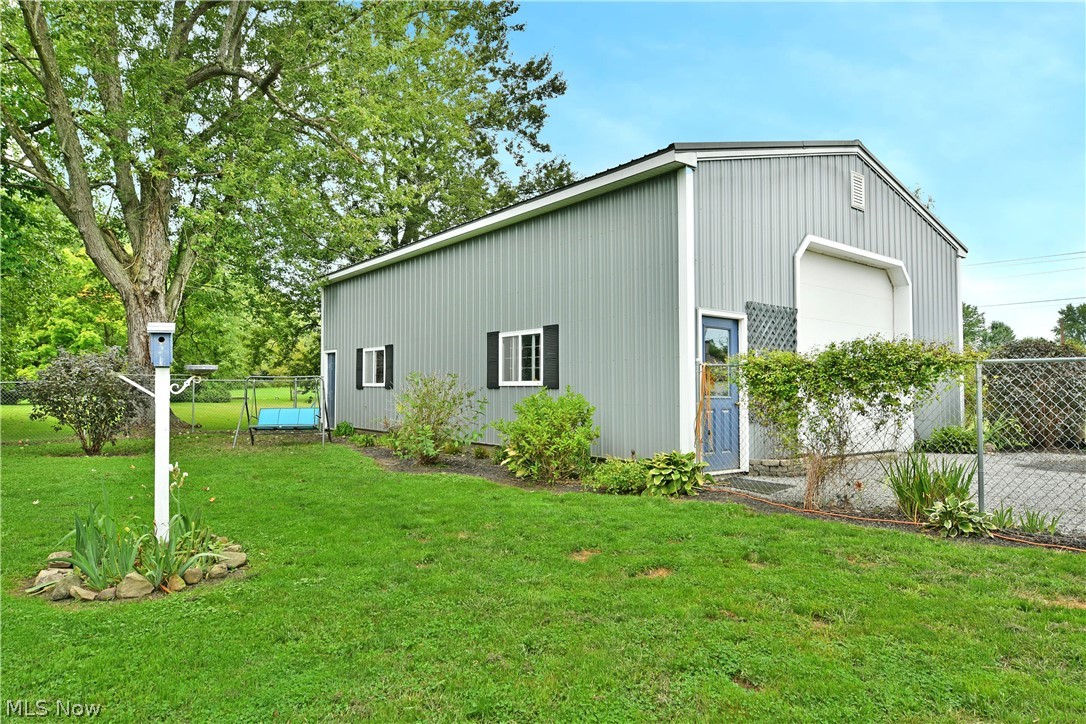 574 Braceville Robinson Road NW Newton Falls OH 44444