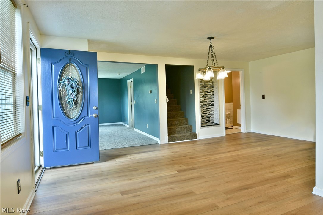 574 Braceville Robinson Road NW Newton Falls OH 44444