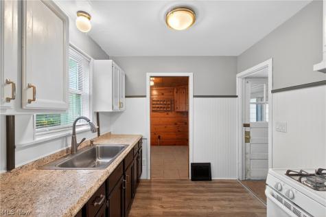 3726 Vernon Avenue NW Canton OH 44709
