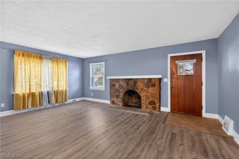 3726 Vernon Avenue NW Canton OH 44709