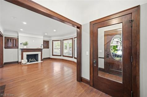 1459 Cohassett Avenue Lakewood OH 44107