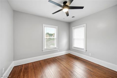1459 Cohassett Avenue Lakewood OH 44107