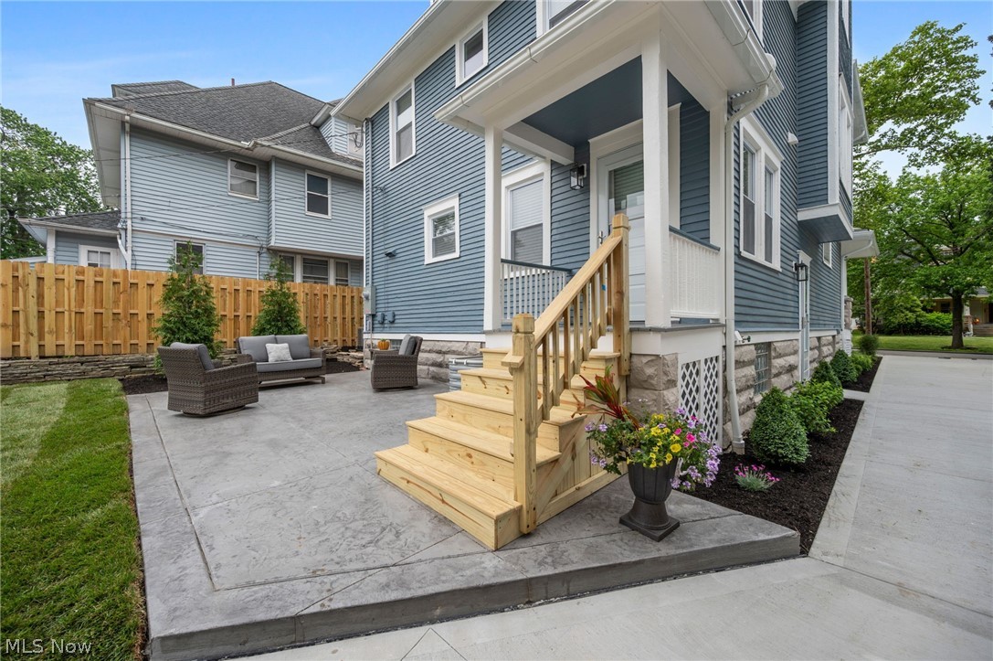 1459 Cohassett Avenue Lakewood OH 44107