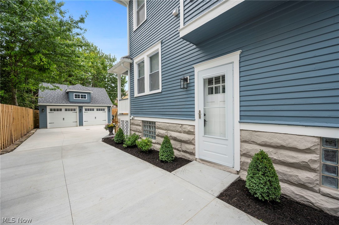 1459 Cohassett Avenue Lakewood OH 44107