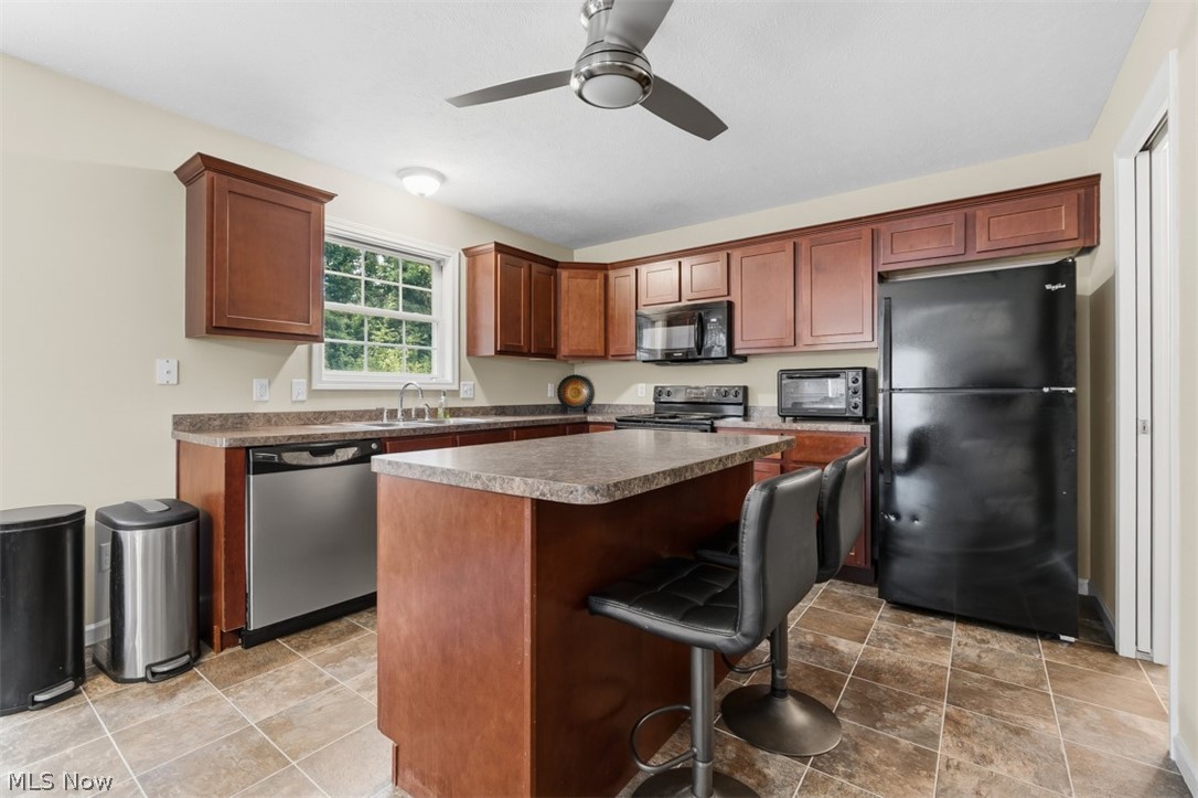 38190 Highgate Bluff Lane Willoughby OH 44094