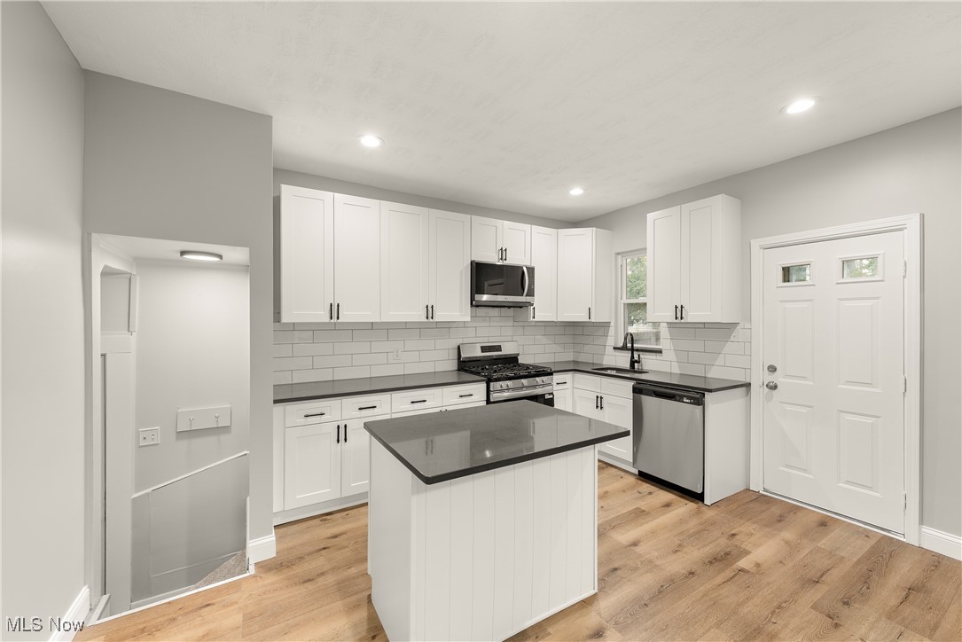 4295 W 30th Street Cleveland OH 44109