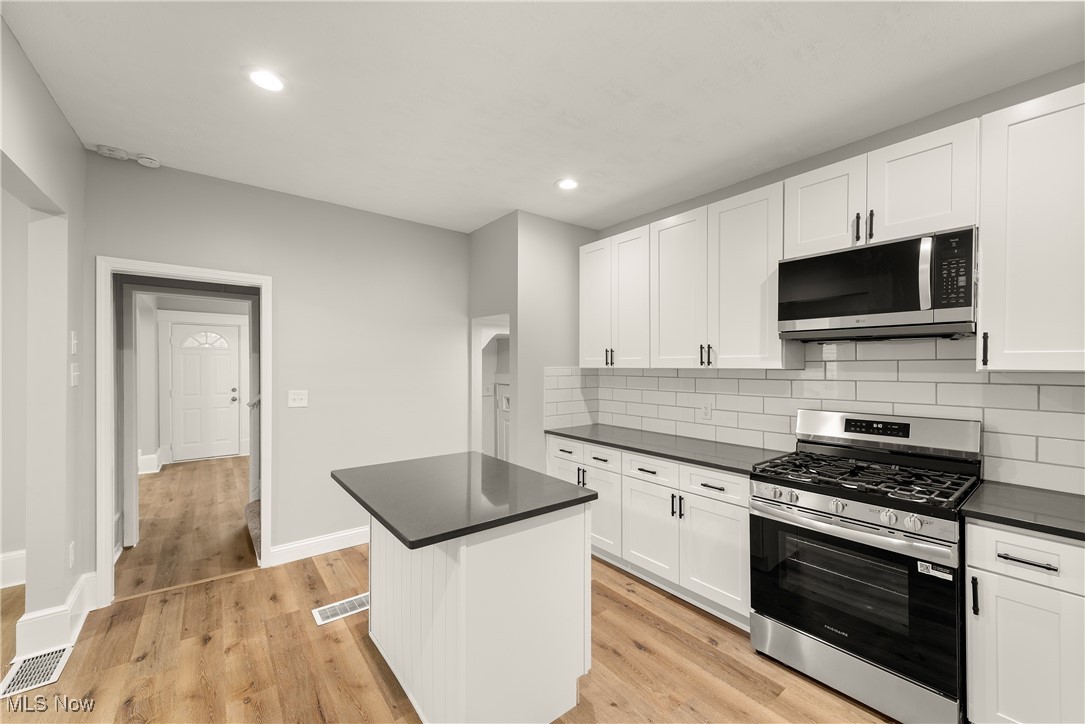 4295 W 30th Street Cleveland OH 44109