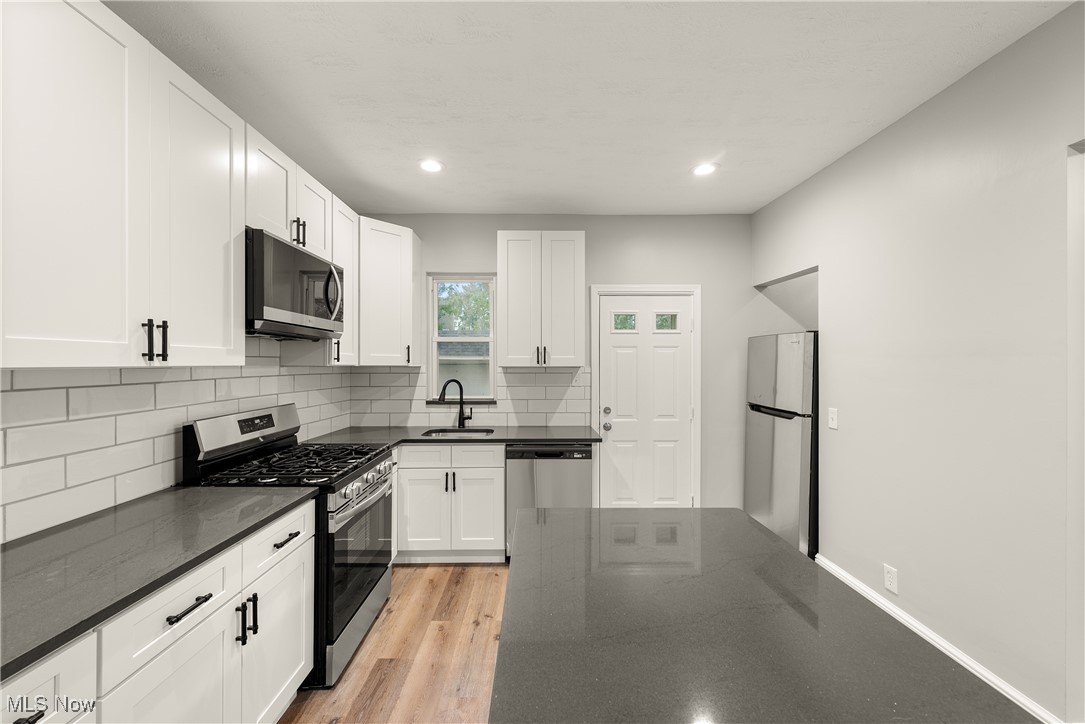 4295 W 30th Street Cleveland OH 44109