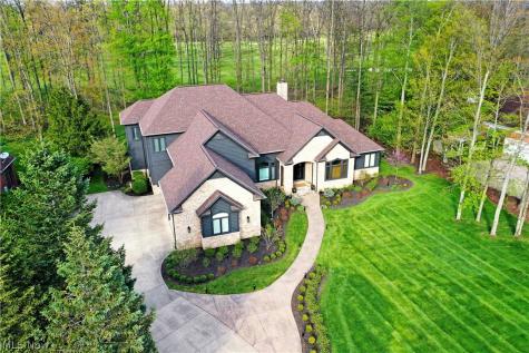 460 Club Drive Aurora OH 44202