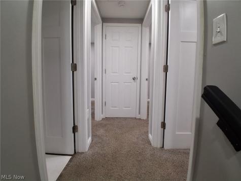 718 Easter Avenue Akron OH 44307