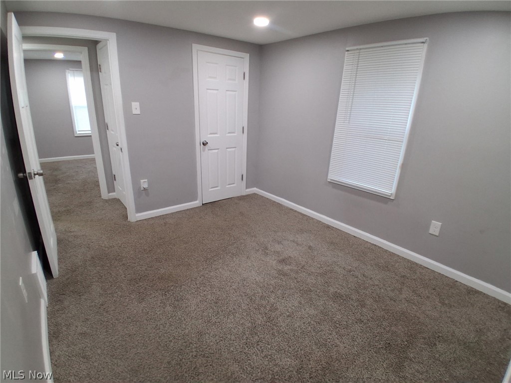 718 Easter Avenue Akron OH 44307