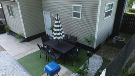 718 Easter Avenue Akron OH 44307