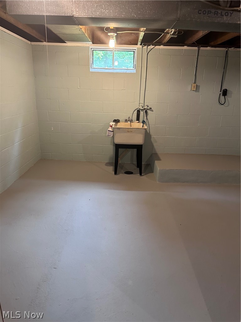 319 S Belle Vista Avenue Youngstown OH 44509