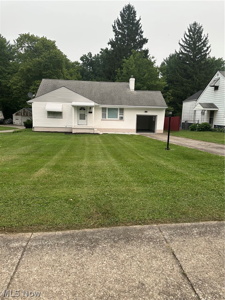 319 S Belle Vista Avenue Youngstown OH 44509