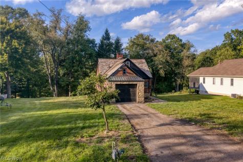 146 Spruce Drive NW North Canton OH 44720