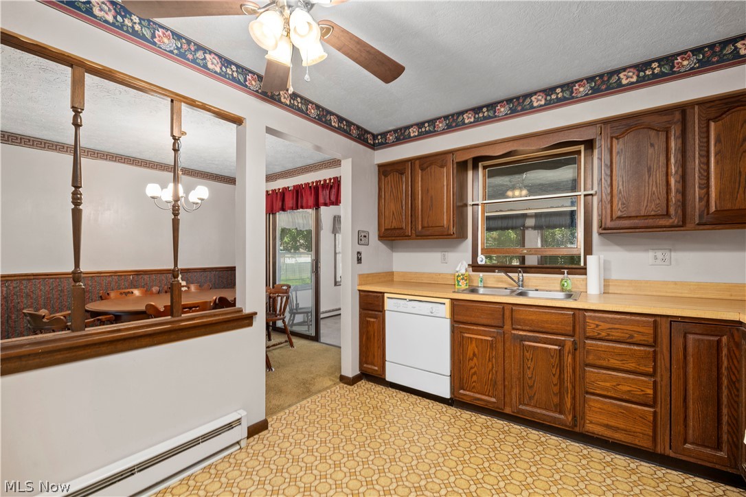 536 Fieldstone Drive Amherst OH 44001