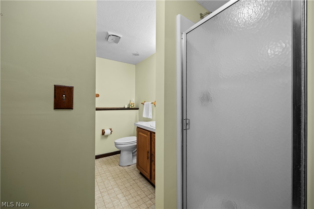 536 Fieldstone Drive Amherst OH 44001