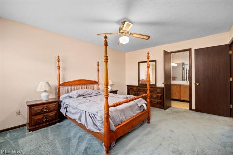 536 Fieldstone Drive Amherst OH 44001