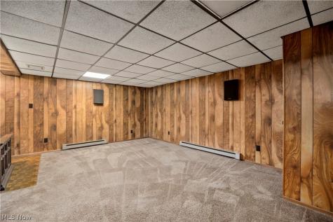 536 Fieldstone Drive Amherst OH 44001