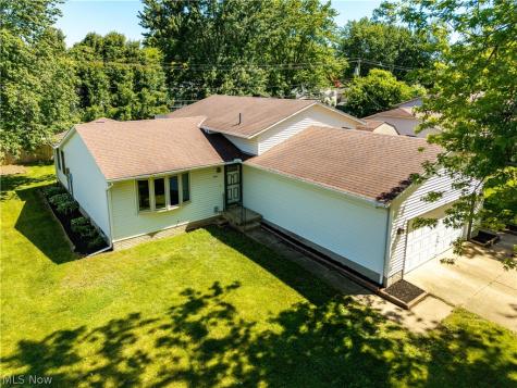 536 Fieldstone Drive Amherst OH 44001