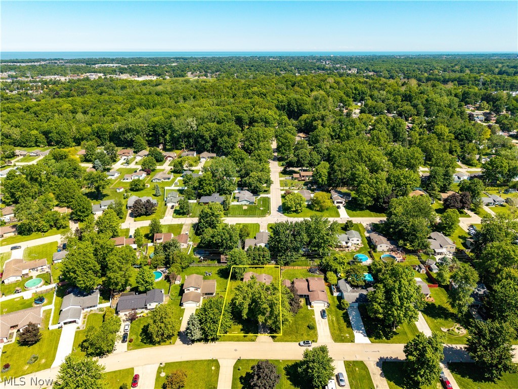 536 Fieldstone Drive Amherst OH 44001