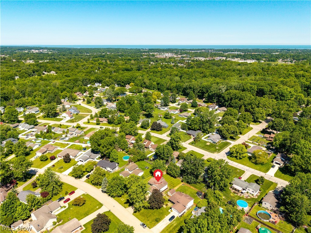 536 Fieldstone Drive Amherst OH 44001