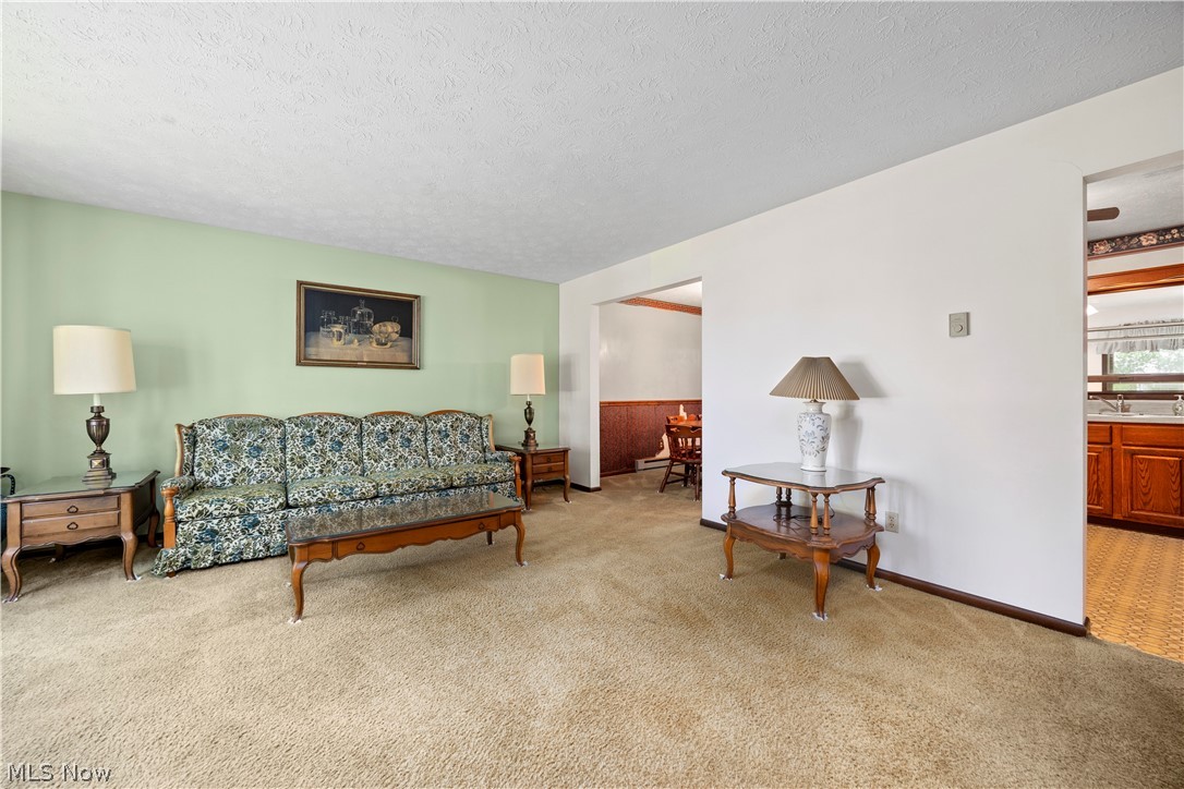 536 Fieldstone Drive Amherst OH 44001
