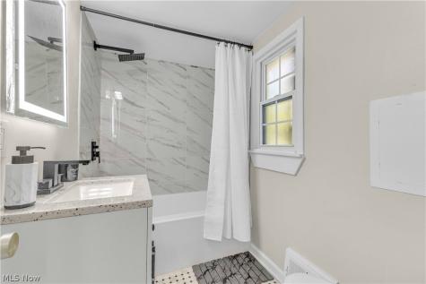 3455 Colton Road Shaker Heights OH 44122