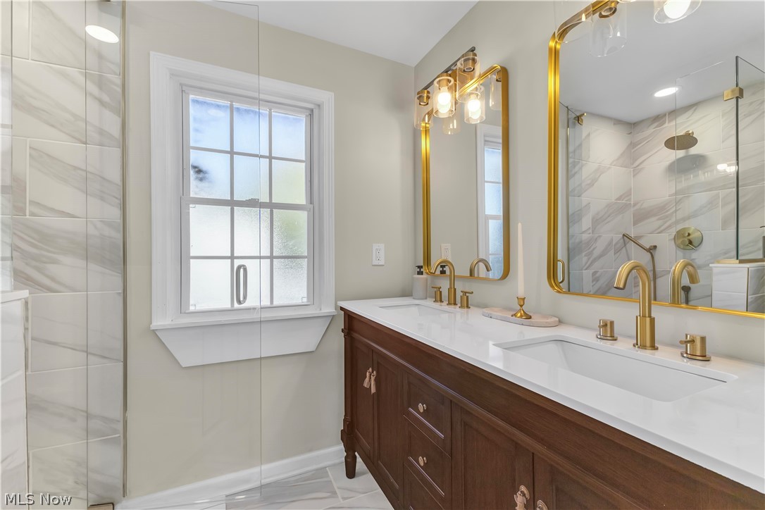 3455 Colton Road Shaker Heights OH 44122