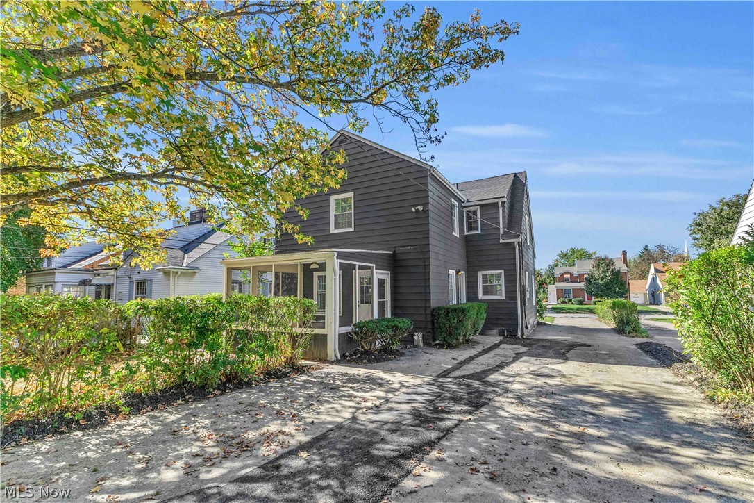 3455 Colton Road Shaker Heights OH 44122