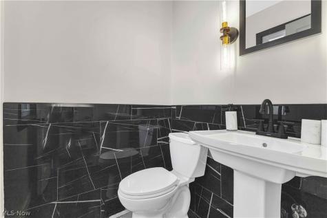 3455 Colton Road Shaker Heights OH 44122