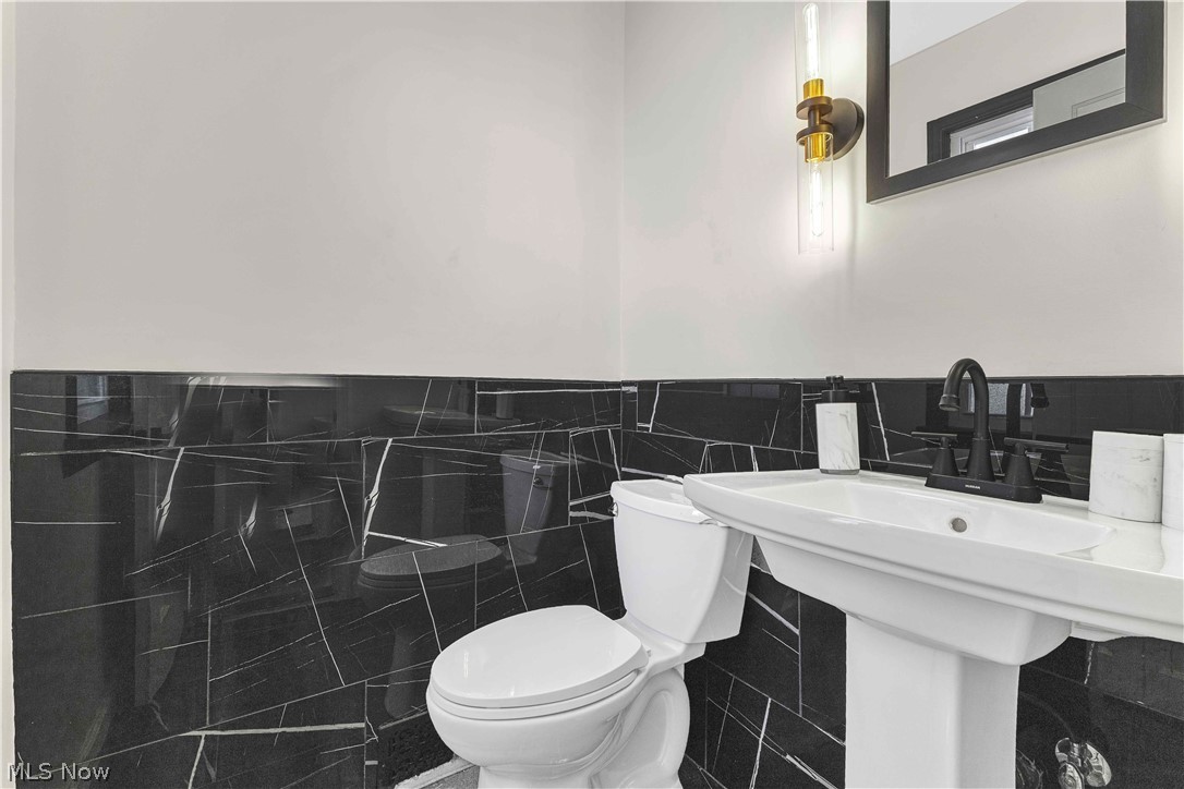 3455 Colton Road Shaker Heights OH 44122