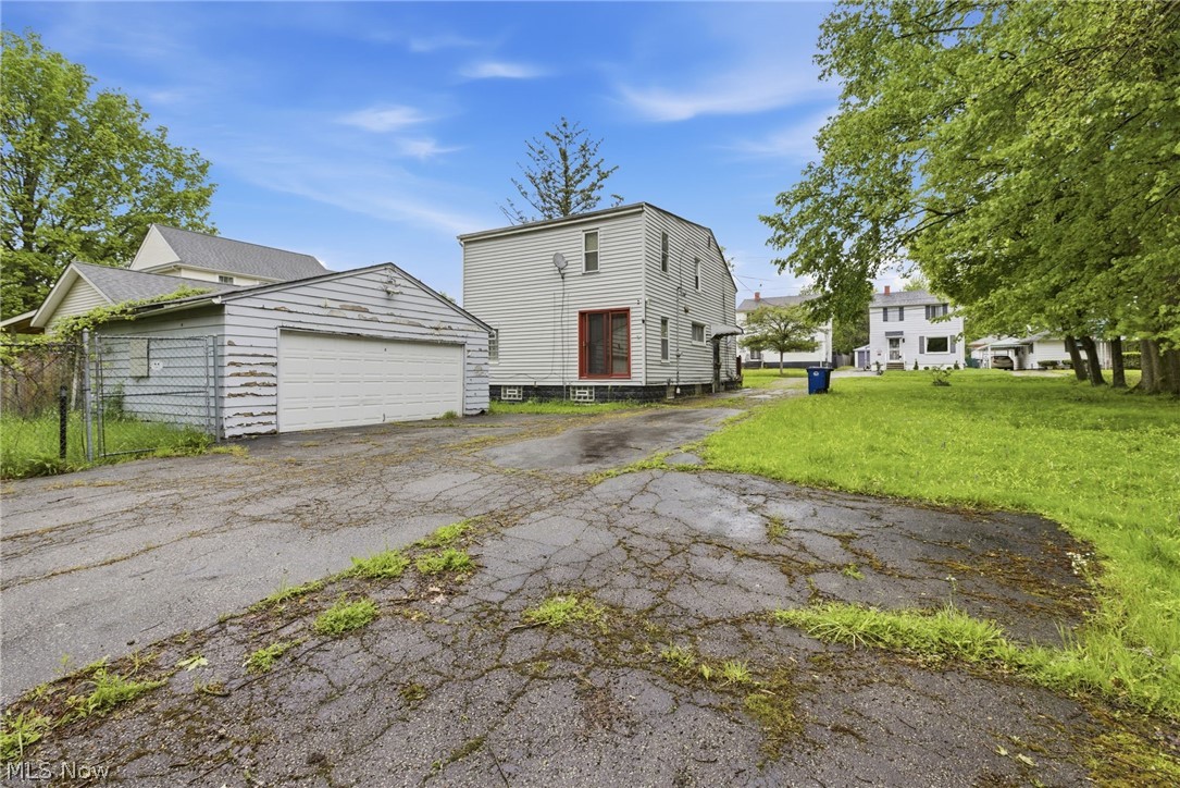 4582 E 173rd Street Cleveland OH 44128