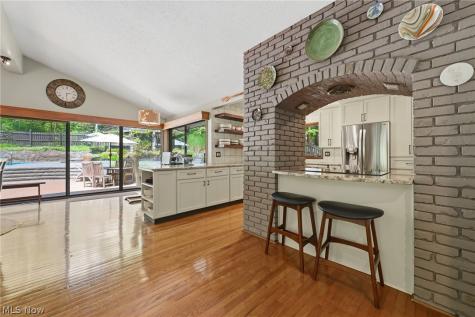 10625 Glen Forest Trail Brecksville OH 44141