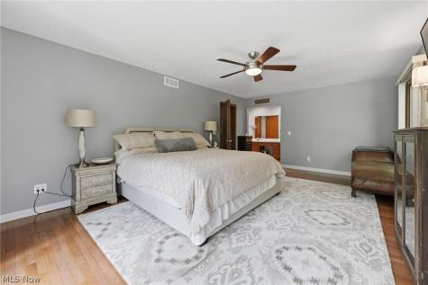 10625 Glen Forest Trail Brecksville OH 44141