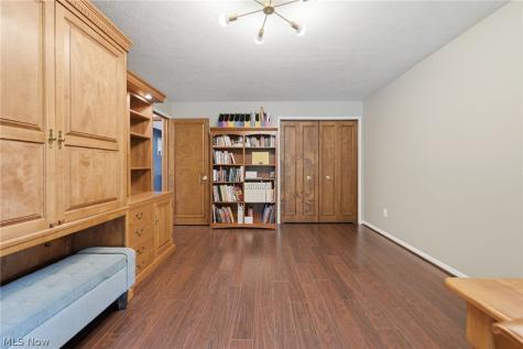 10625 Glen Forest Trail Brecksville OH 44141