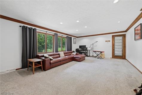 10625 Glen Forest Trail Brecksville OH 44141